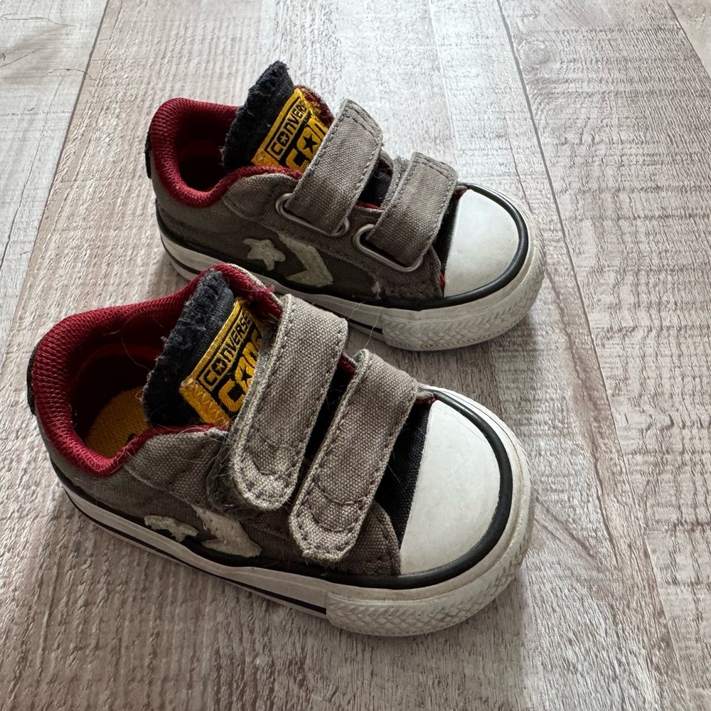 Infant Converse Shoes | Size 2